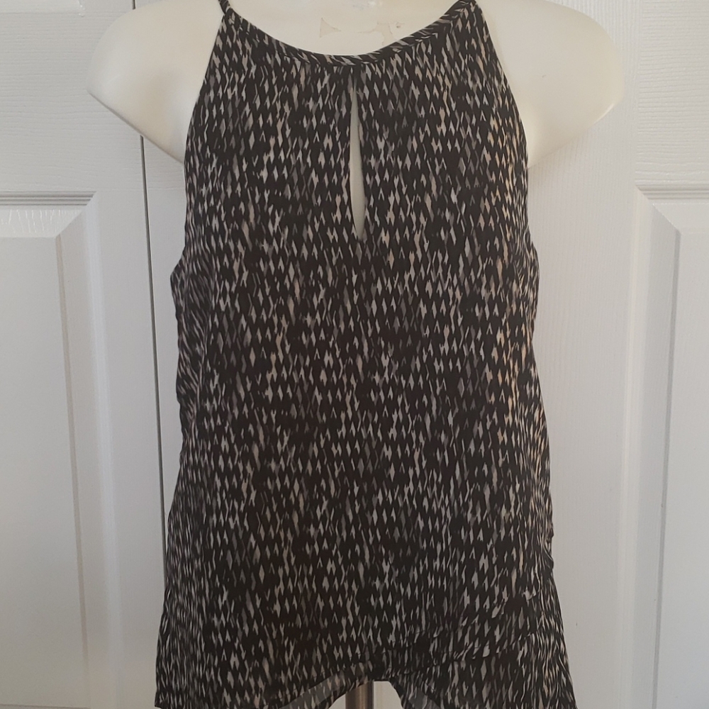 Sleeveless top